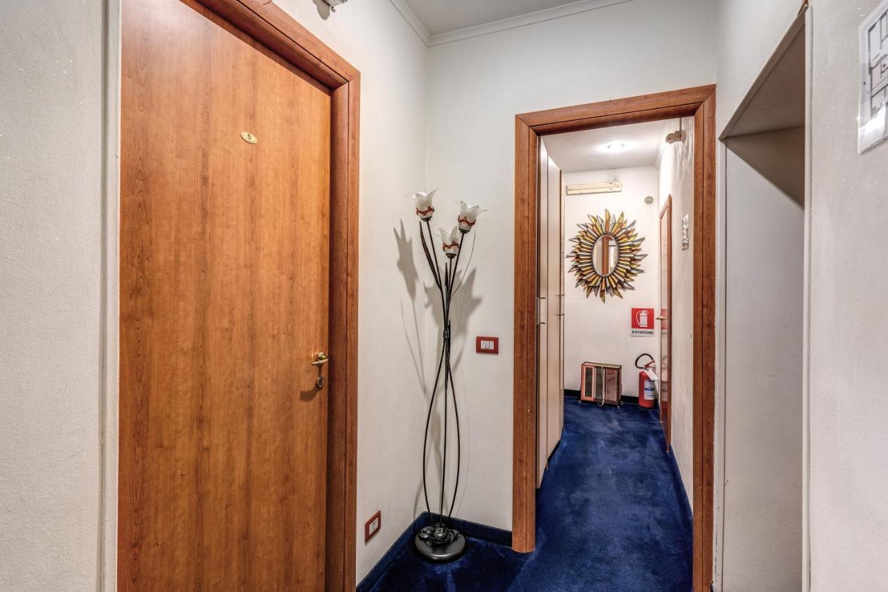 Guest House Masterintrastevere Róma Kültér fotó